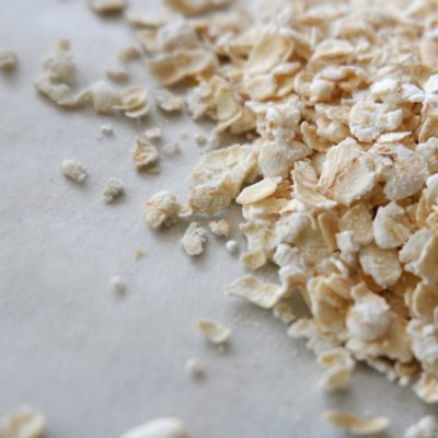 BENEFITS OF OATS IN SKIN CARE